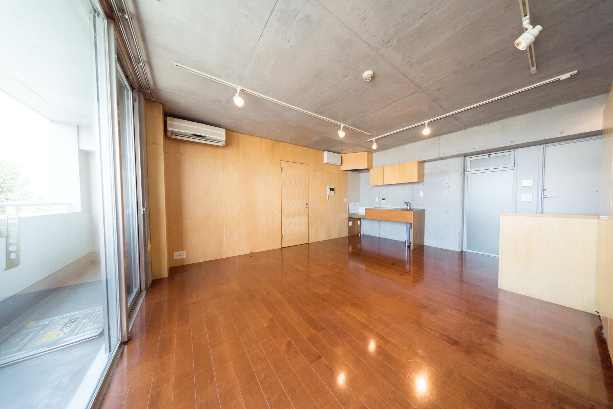 コンクリートと木の共演 402 せたがやクラソン