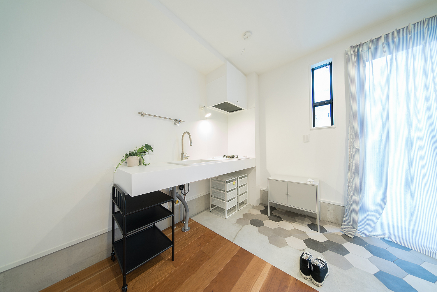 桜の街 木とタイルのお部屋 102 せたがやクラソン