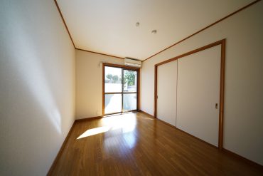 6帖のお部屋、南向きです