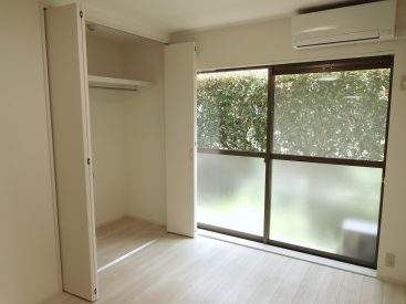 この通り、収納も広々