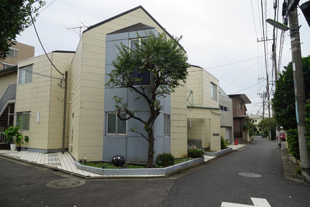 外観、角に建ってるのすきです