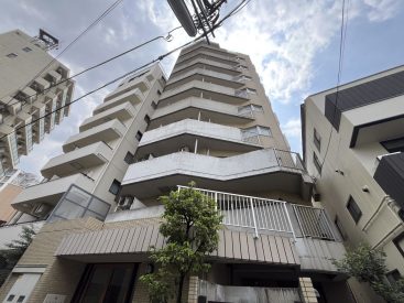 10階建のマンションです。