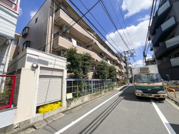 世田谷駅から徒歩2分です。