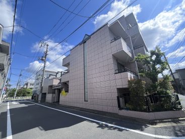 城山通りを少し入った住宅街です。