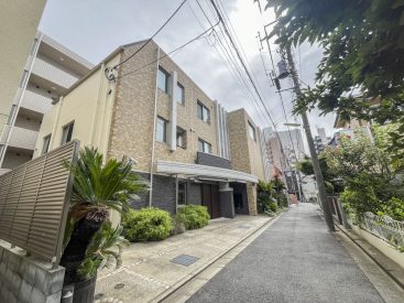 環七通りを入った閑静な住宅街です。