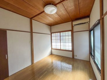 両方のお部屋にエアコンが設置されています。