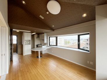 素敵な内装に一瞬で虜。5階最上階の1LDKのお部屋です。