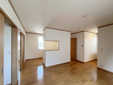 部屋の中心になるLDK。