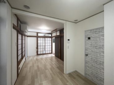 約11帖のLDK。家族の食卓に。