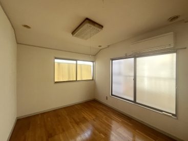 洋室も6帖。和室とはまた違った雰囲気です。