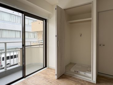 洗濯機置き場はまさかのここ！
