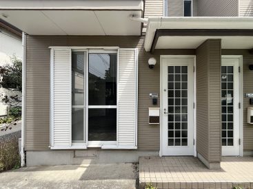2棟が隣り合ったテラスハウスです。