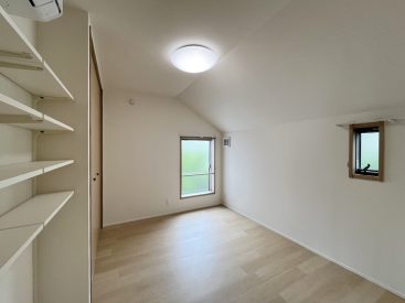 寝室となる5.5帖。