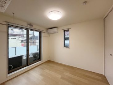 5.6帖の部屋。四角い使いやすい間取りです。