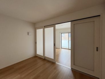 LDKと洋室はスライドドアで仕切ることができます。