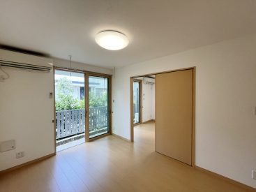 振り分け型で、それぞれの部屋にエアコンもあります。