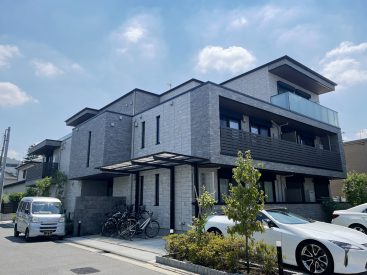  2022年12月築の新しくきれいなマンションです。