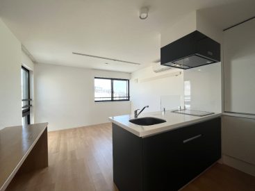 キッチンからパッと視界が抜けます。