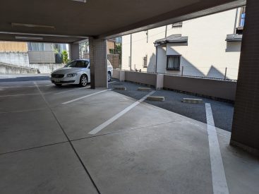 駐車場。