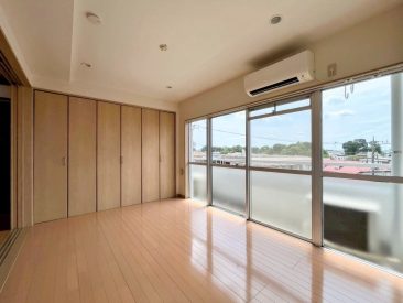 駅徒歩1分、のんびり暮らせる1DKです。