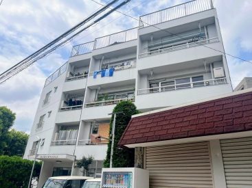なんといっても駅徒歩1分。