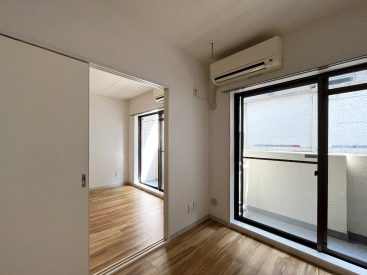 LDKと4.6帖どちらにもエアコンがあります。