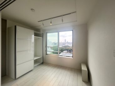 約4.9帖は寝室スペースに。
