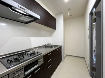 個室のなかにあるキッチン。かなり充実した設備です。