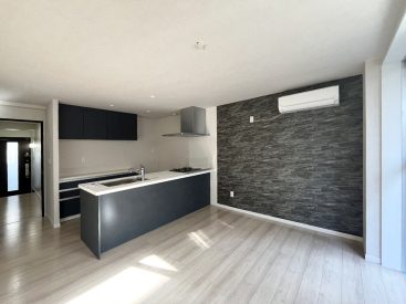 家族が集うカウンターキッチン。