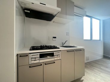 キッチンはダイニングの一角に。