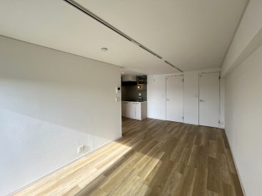 メインのリビングダイニング。