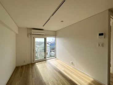 リビングはキッチンまで合わせ、約12.3帖。