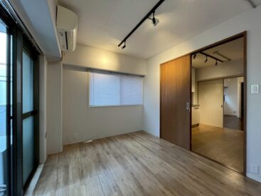 ダウンライトで大人の雰囲気。