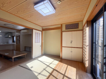 リビング横の7.5帖の和室。