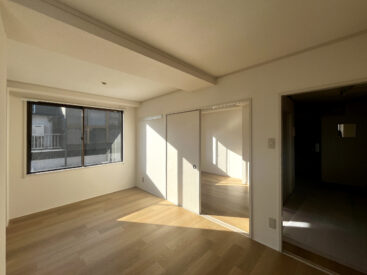 パキッとした日差しがリビングダイニングに入ります。