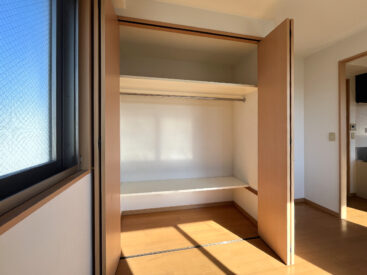 たっぷりと入りそうな収納ひとつ。