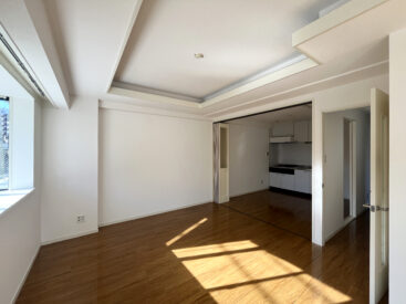 キッチンを開け放てば、贅沢なゆとり空間が広がります。