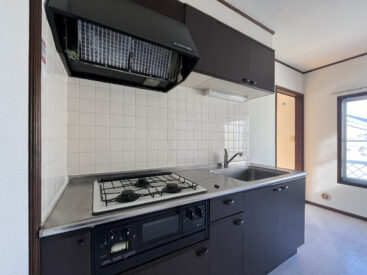 3口コンロの充実したキッチン。