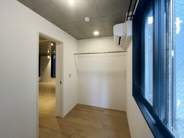 3.46帖、こちらはエアコンがあります。