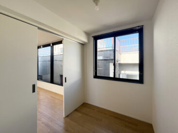 寝室や個室となる2.95帖。