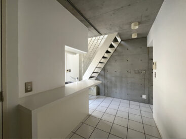 キッチンはカウンターにもなっています。