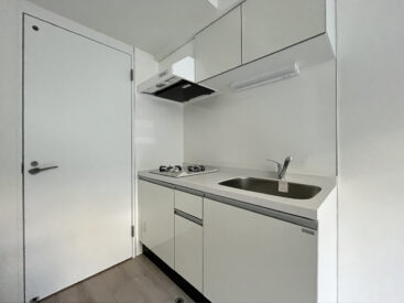 キッチンは8.2帖の一角に。