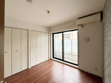 約5.28帖は寝室に。エアコンがあるので冬も夏も快適に。