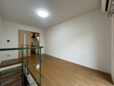 南向きで明るいです。