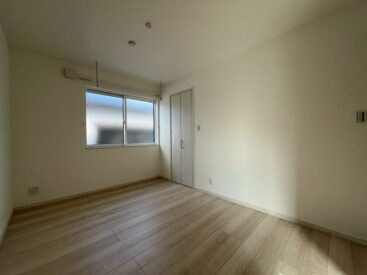 リビング隣の洋室は6.1帖。