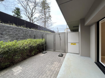 LDKと繋がるようにあるバルコニー。