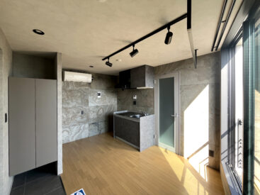 玄関からフラットに広がる約6.6。