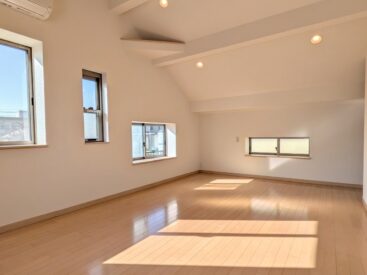 こちらも床暖房完備。