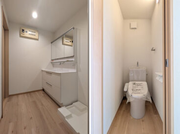 洗面所、トイレ。トイレは2ヶ所あります。