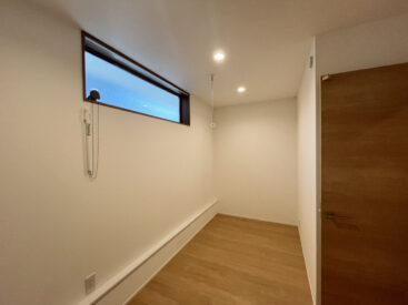 たっぷり収納できる納戸。